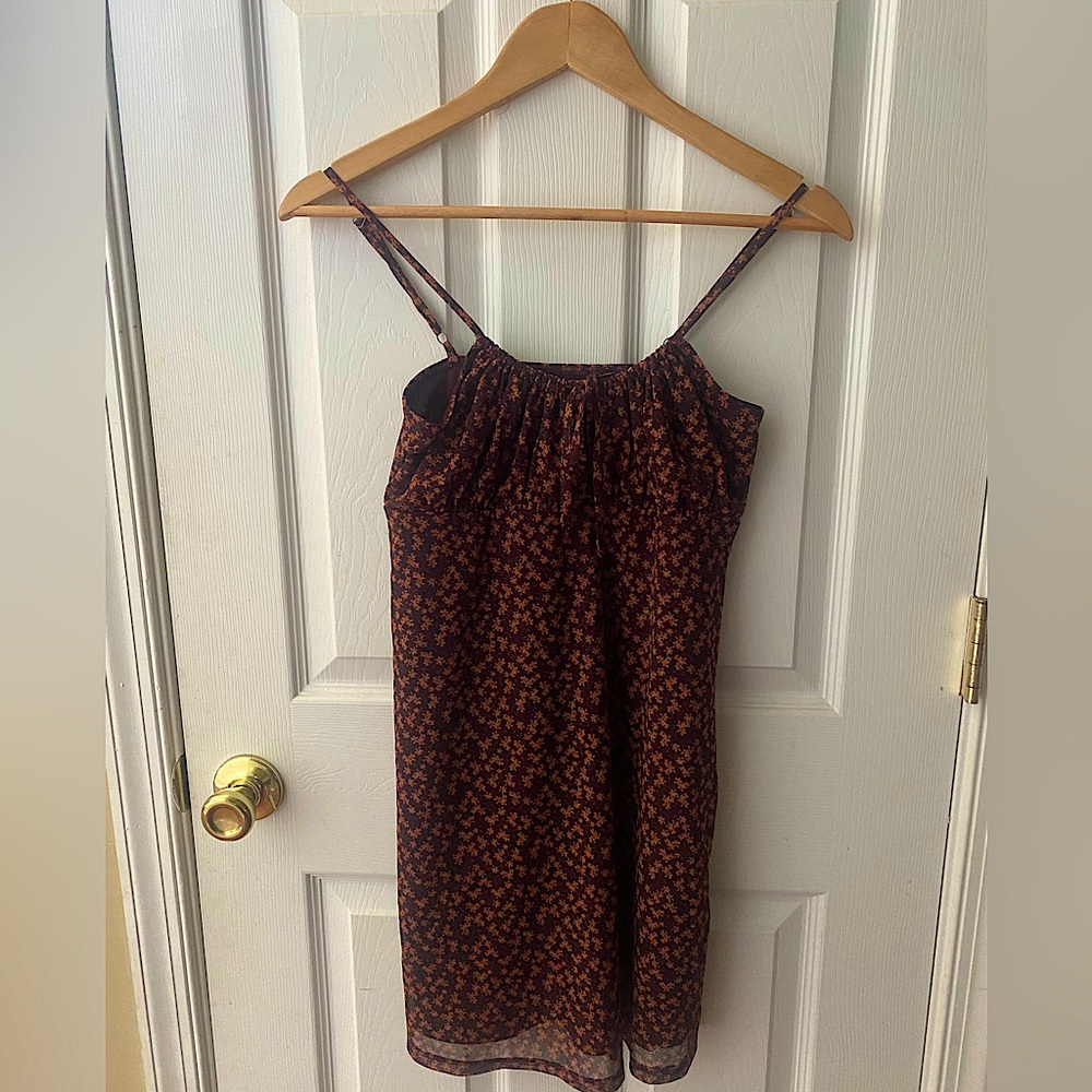 Aeropostale women’s small dress. Small floral print.